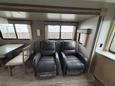 2021 Coachmen Catalina 333RETS - Photo 8 - Oregon City, OR 97045