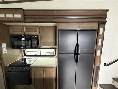 2018 Keystone Cougar 344MKS - Photo 13 - Oregon City, OR 97045