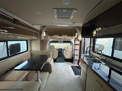 2016 Winnebago Navion 24J   - Photo 8 - Oregon City, OR 97045