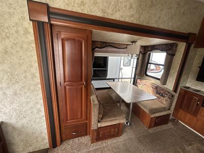 2013 Keystone Cougar 244RLS   - Photo 10 - Oregon City, OR 97045