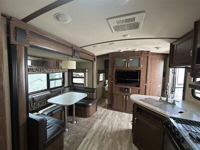 2017 Keystone Aerolite 242BHSL   - Photo 5 - Oregon City, OR 97045