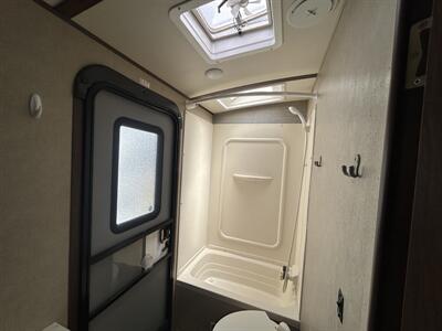 2017 Keystone Aerolite 242BHSL   - Photo 13 - Oregon City, OR 97045