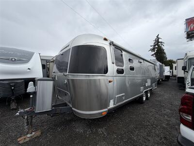 2016 Airstream Flying Cloud 26U