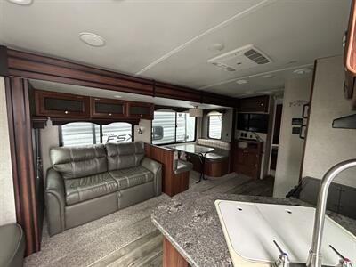 2017 Heartland Wilderness 2750RL   - Photo 4 - Oregon City, OR 97045