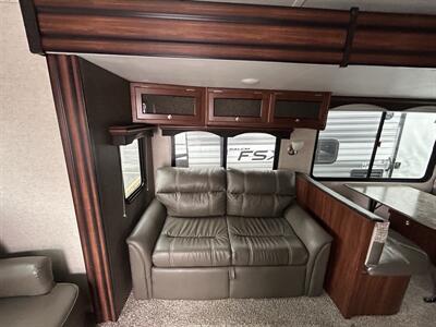 2017 Heartland Wilderness 2750RL   - Photo 7 - Oregon City, OR 97045