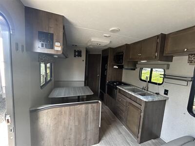 2018 Coleman Lantern 274BH   - Photo 4 - Oregon City, OR 97045