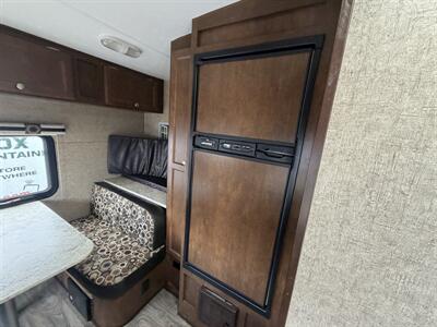 2015 Venture RV Sonic 170 - Photo 8 - Oregon City, OR 97045