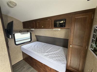 2015 Venture RV Sonic 170 - Photo 9 - Oregon City, OR 97045