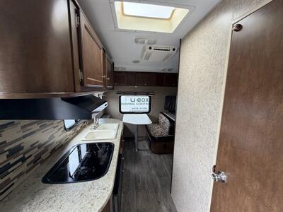 2015 Venture RV Sonic 170 - Photo 4 - Oregon City, OR 97045