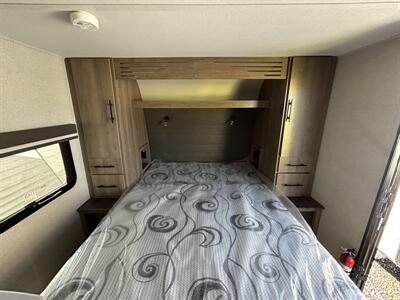 2023 Grand Design Imagine 15RB   - Photo 9 - Oregon City, OR 97045