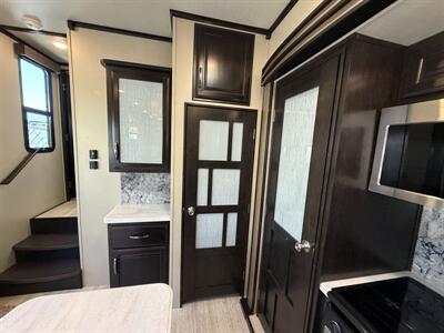 2018 Grand Design Momentum 376TH   - Photo 15 - Oregon City, OR 97045