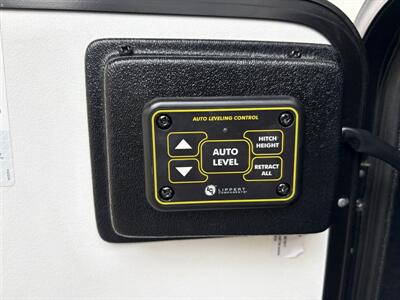 2018 Grand Design Momentum 376TH   - Photo 30 - Oregon City, OR 97045