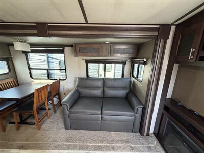 2018 Forest River Surveyor 285IKDS   - Photo 8 - Oregon City, OR 97045
