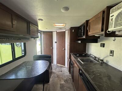 2017 Jayco Jay Flight SLX Baja 195RB   - Photo 5 - Oregon City, OR 97045