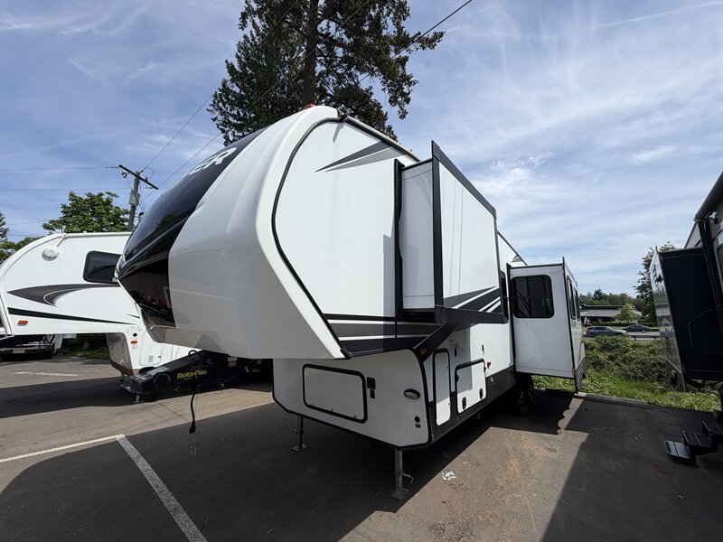 2021 Keystone Cruiser Aire 28RD  