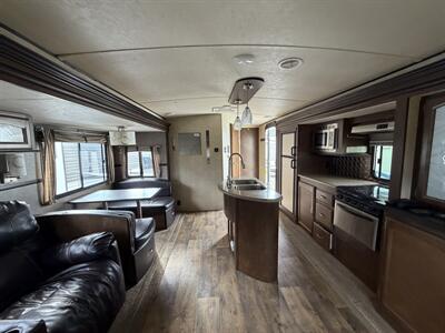 2016 Forest River Heritage Glen 272RL   - Photo 7 - Oregon City, OR 97045