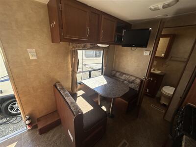 2011 Jayco Jay Flight 22FB   - Photo 7 - Oregon City, OR 97045