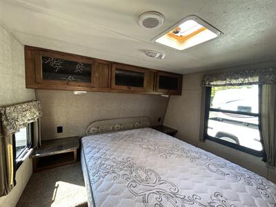 2014 Keystone Sprinter 331RLS   - Photo 14 - Oregon City, OR 97045