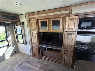 2014 Keystone Sprinter 331RLS   - Photo 9 - Oregon City, OR 97045
