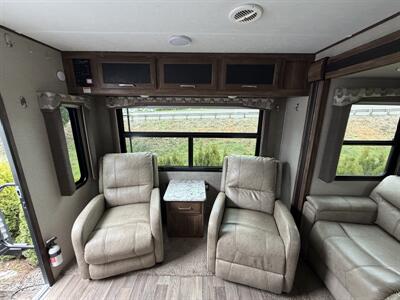 2018 Keystone Cougar 28RLSWE   - Photo 6 - Oregon City, OR 97045