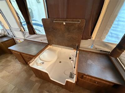 2013 Forest River Flagstaff Mac 23SC   - Photo 10 - Oregon City, OR 97045