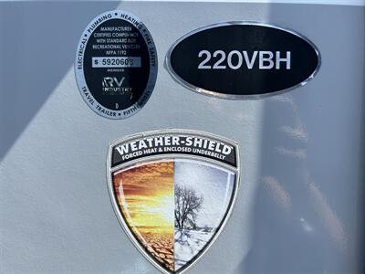 2021 Venture RV Sonic 220VBH   - Photo 3 - Oregon City, OR 97045