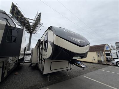 2019 Keystone Cougar 27RLSWE   - Photo 3 - Oregon City, OR 97045