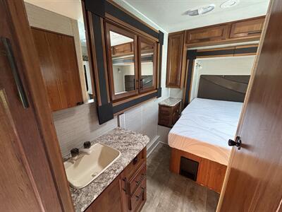 2017 Jayco Red Hawk 23XM   - Photo 12 - Oregon City, OR 97045