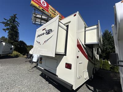 2017 Jayco Red Hawk 23XM   - Photo 3 - Oregon City, OR 97045