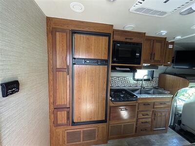 2017 Jayco Red Hawk 23XM   - Photo 9 - Oregon City, OR 97045