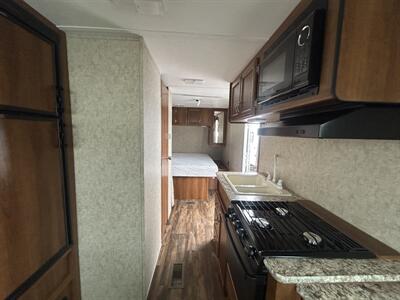 2017 Prime Time Avenger 20RD   - Photo 5 - Oregon City, OR 97045