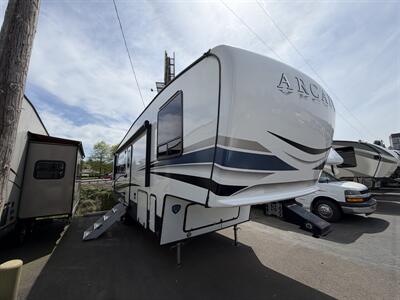 2022 Keystone Arcadia 3370BH   - Photo 3 - Oregon City, OR 97045