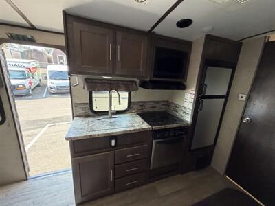 2016 Forest River Surveyor 201RBS - Photo 13 - Oregon City, OR 97045