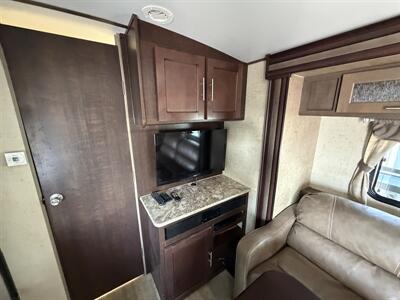 2016 Forest River Surveyor 201RBS - Photo 12 - Oregon City, OR 97045