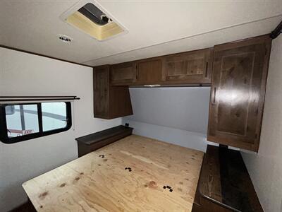 2017 Outdoors RV Black Rock 24KTS   - Photo 11 - Oregon City, OR 97045