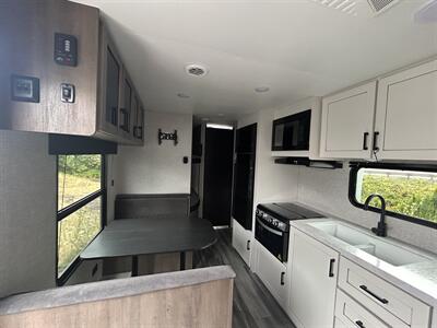 2025 Jayco Jay Flight SLX 260BHW   - Photo 4 - Oregon City, OR 97045