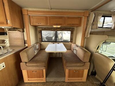 2008 Forest River Sunseeker 2940DS   - Photo 11 - Oregon City, OR 97045
