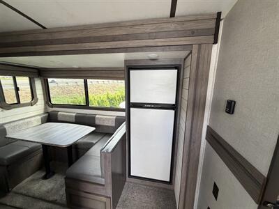 2020 Keystone Sunset Trail 242BH   - Photo 8 - Oregon City, OR 97045