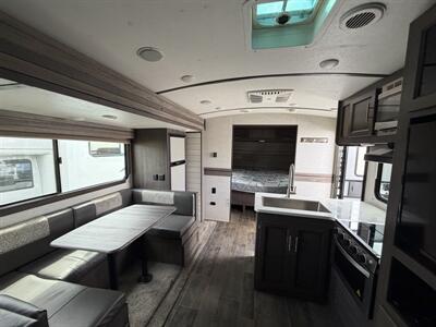 2020 Keystone Sunset Trail 242BH   - Photo 5 - Oregon City, OR 97045