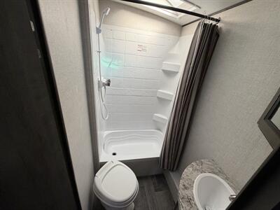 2020 Keystone Sunset Trail 242BH   - Photo 12 - Oregon City, OR 97045