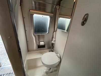 2015 Airstream Sport 16   - Photo 9 - Oregon City, OR 97045