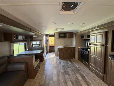 2019 Forest River Rockwood Roo 23FL   - Photo 6 - Oregon City, OR 97045
