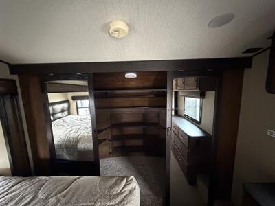 2019 Grand Design Reflection 320MKS   - Photo 15 - Oregon City, OR 97045