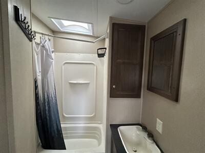 2015 Keystone Rubicon RB2500   - Photo 10 - Oregon City, OR 97045