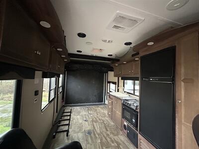 2015 Keystone Rubicon RB2500   - Photo 3 - Oregon City, OR 97045