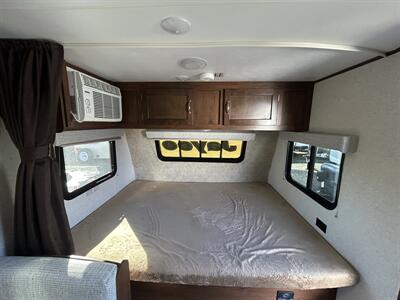 2017 Jayco Jay Flight 174BH   - Photo 9 - Oregon City, OR 97045