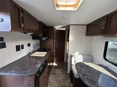 2017 Jayco Jay Flight 174BH   - Photo 4 - Oregon City, OR 97045