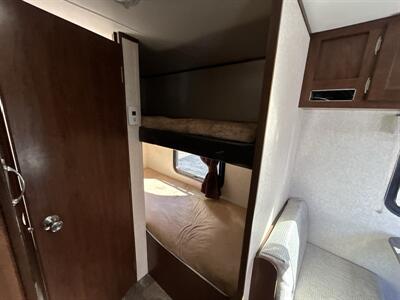 2017 Jayco Jay Flight 174BH   - Photo 8 - Oregon City, OR 97045