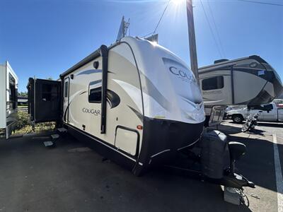 2018 Keystone Cougar 32RLI   - Photo 2 - Oregon City, OR 97045