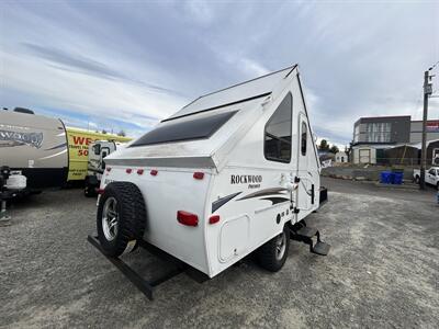 2014 Forest River Rockwood Premier A127TH   - Photo 2 - Oregon City, OR 97045
